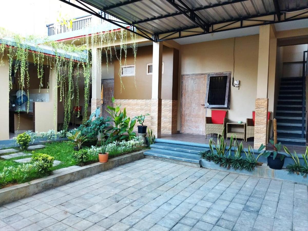 Lidah Lokal Guest House Singaraja מראה חיצוני תמונה