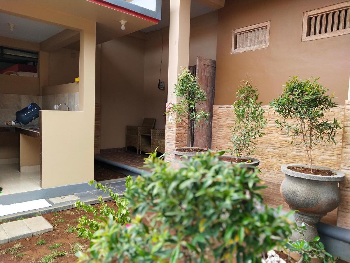 Lidah Lokal Guest House Singaraja מראה חיצוני תמונה
